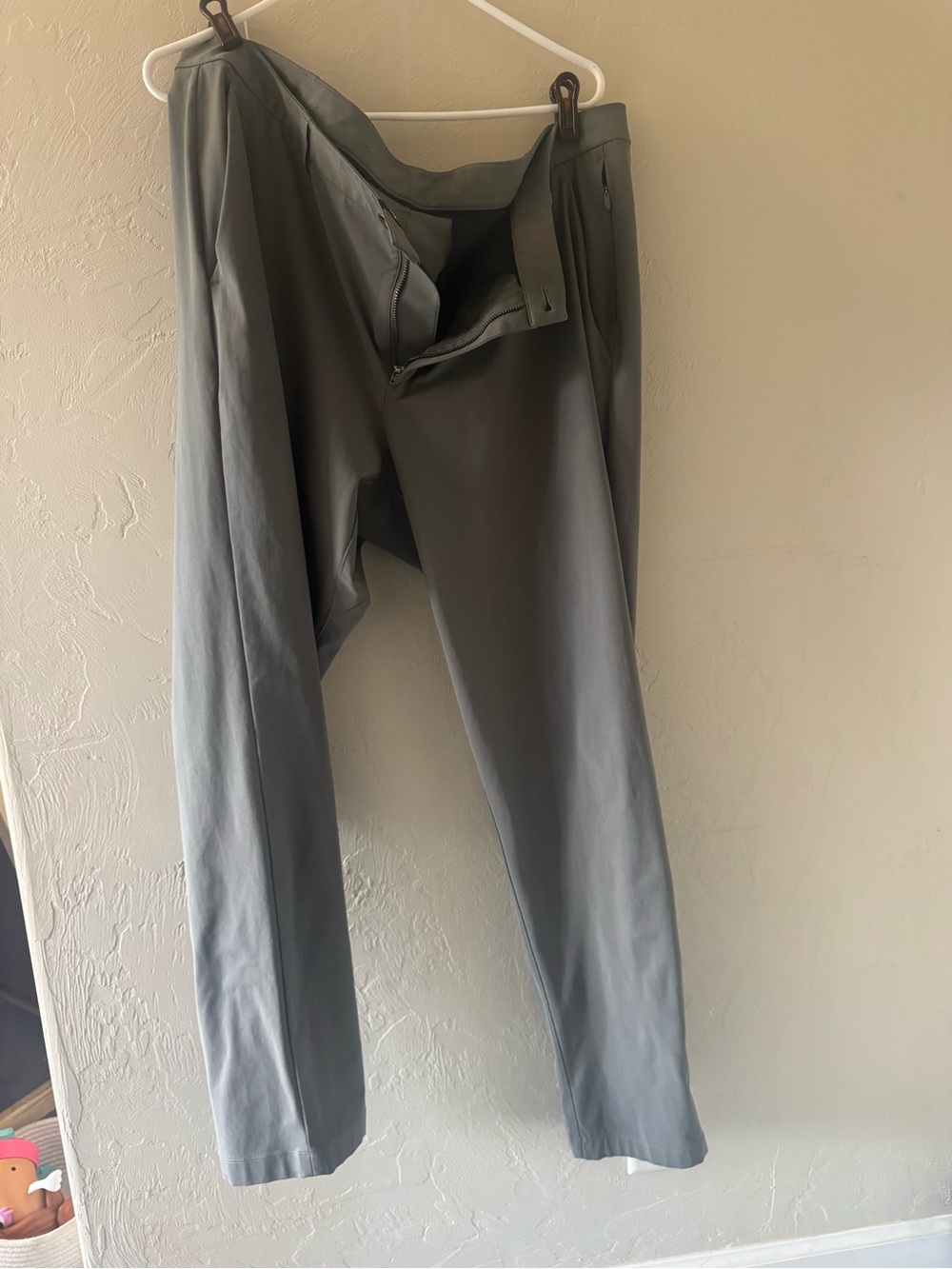 lululemon athletica Men's Straight-Leg Pants - Gray